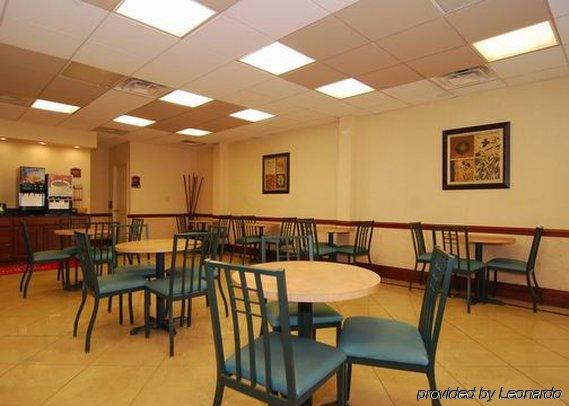 Econo Lodge Downtown Louisville Restaurante foto