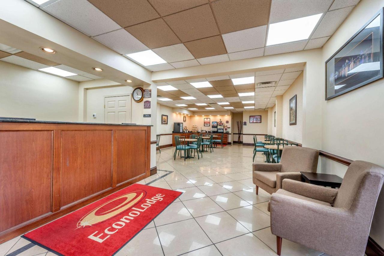 Econo Lodge Downtown Louisville Exterior foto